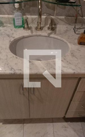 Apartamento à venda com 253m², 3 quartos e 3 vagasBanheiro 2