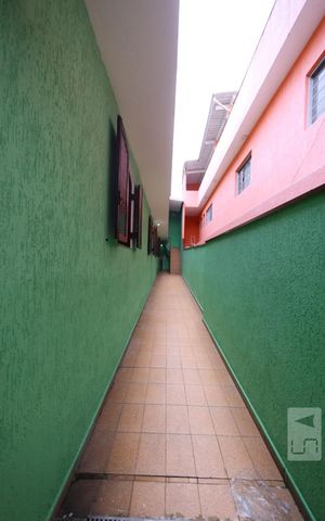 Casa para alugar com 300m², 3 quartos e 1 vagaLateral Casa