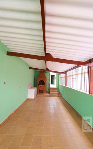 Casa para alugar com 300m², 3 quartos e 1 vagaSalão Àrea Churrasqueira