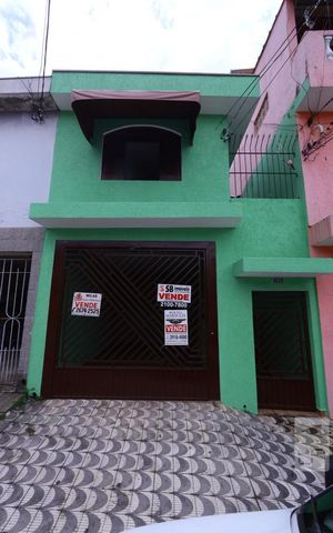 Casa para alugar com 300m², 3 quartos e 1 vagaFachada