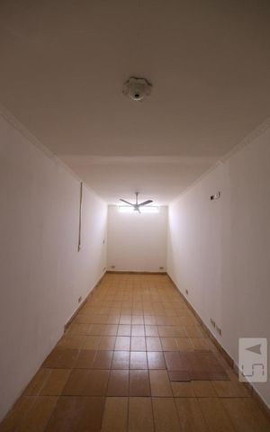 Casa para alugar com 300m², 3 quartos e 1 vagaQuarto de Serviço