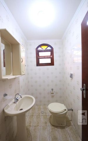 Casa para alugar com 300m², 3 quartos e 1 vagaBanheiro Social 2