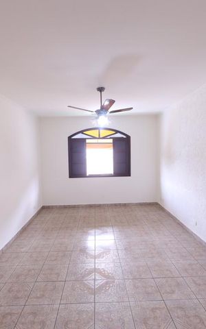 Casa para alugar com 300m², 3 quartos e 1 vagaSala