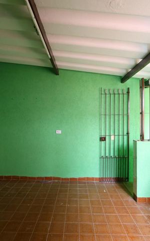 Casa para alugar com 300m², 3 quartos e 1 vagaÁrea de Serviço