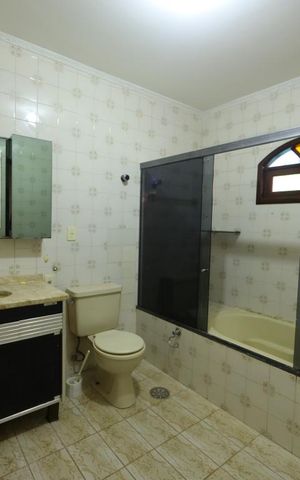 Casa para alugar com 300m², 3 quartos e 1 vagaBanheiro Social 1