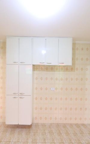 Casa para alugar com 300m², 3 quartos e 1 vagaCozinha