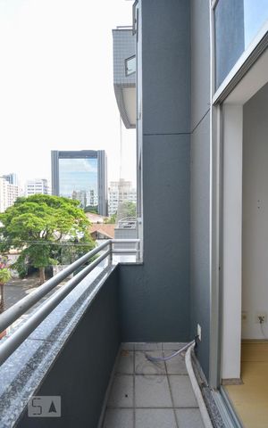 Apartamento para alugar com 42m², 1 quarto e 1 vaga Apartamento para alugar com 42m², 1 quarto e 1 vagaVaranda