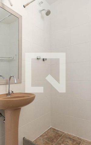 Apartamento para alugar com 80m², 3 quartos e sem vagaBanheiro