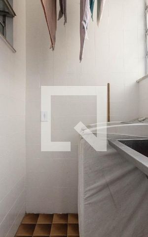 Apartamento para alugar com 80m², 3 quartos e sem vagaÁrea de Serviço