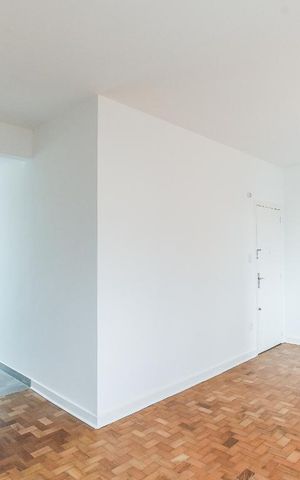 Studio à venda com 45m², 1 quarto e sem vaga Studio à venda com 45m², 1 quarto e sem vagaSala