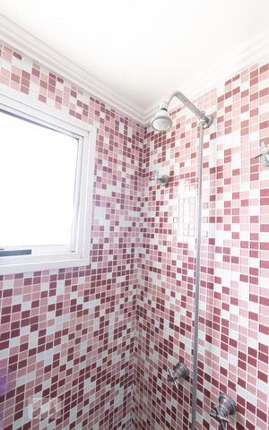 Apartamento para alugar com 164m², 4 quartos e 3 vagas Apartamento para alugar com 164m², 4 quartos e 3 vagasBanheiro da Suite 1