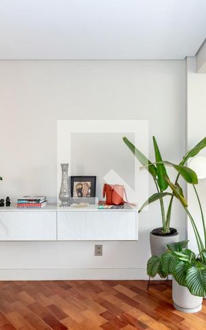 Apartamento para alugar com 112m², 2 quartos e 1 vaga Apartamento para alugar com 112m², 2 quartos e 1 vagaSala