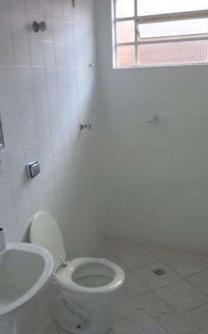 Casa à venda com 170m², 4 quartos e 2 vagas
