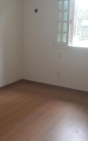 Casa para alugar com 250m², 3 quartos e 2 vagasQuarto