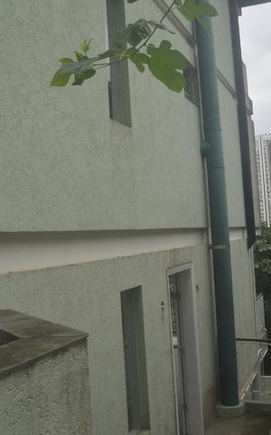 Casa para alugar com 250m², 3 quartos e 2 vagasFachada