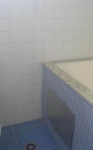 Casa para alugar com 250m², 3 quartos e 2 vagasBanheiro