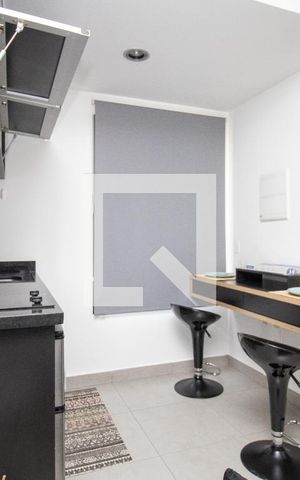 Apartamento para alugar com 53m², 1 quarto e 1 vagaCozinha-bancada com mesa 