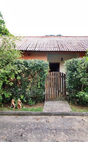 Casa de condomínio à venda com 105m², 3 quartos e sem vagaEntrada