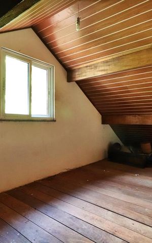 Casa de condomínio à venda com 105m², 3 quartos e sem vagaMezanino