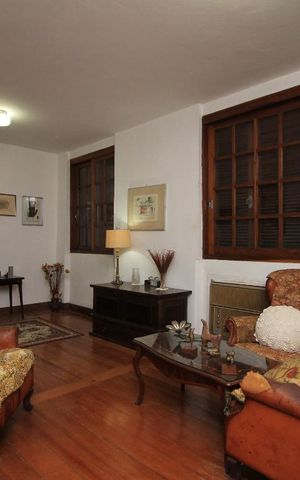 Casa para alugar com 170m², 4 quartos e 2 vagasSala