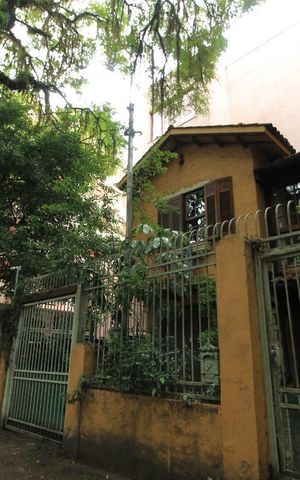 Casa para alugar com 170m², 4 quartos e 2 vagasFachada