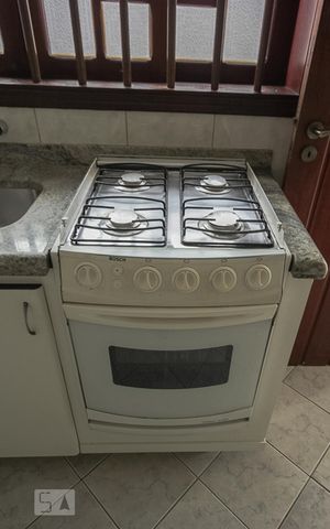 Casa à venda com 217m², 3 quartos e 2 vagas Casa à venda com 217m², 3 quartos e 2 vagasCozinha