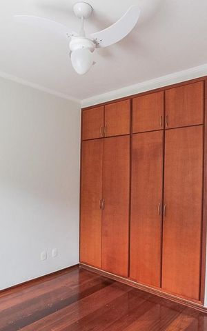 Casa à venda com 217m², 3 quartos e 2 vagas Casa à venda com 217m², 3 quartos e 2 vagasQuarto 1
