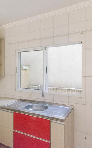 Casa de condomínio à venda com 70m², 2 quartos e 1 vaga Casa de condomínio à venda com 70m², 2 quartos e 1 vagaCozinha