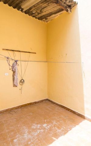 Casa à venda com 120m², 2 quartos e 1 vagaÁrea de Serviço