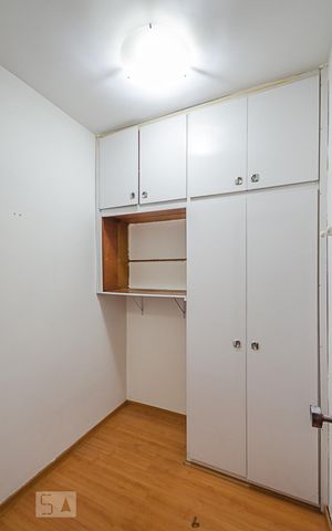 Apartamento à venda com 140m², 4 quartos e 3 vagasQuarto de Serviço