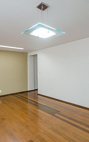 Apartamento à venda com 140m², 4 quartos e 3 vagasSala