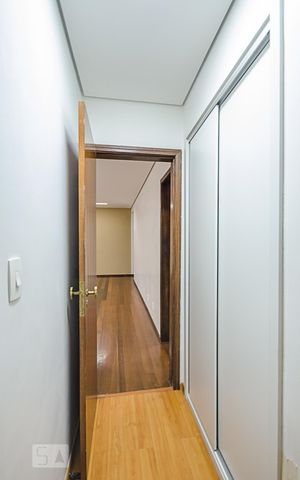 Apartamento à venda com 140m², 4 quartos e 3 vagascorredor