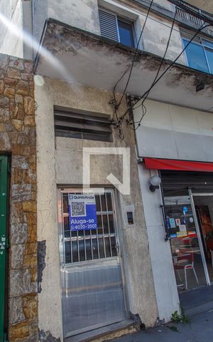 Apartamento à venda com 52m², 1 quarto e sem vaga Apartamento à venda com 52m², 1 quarto e sem vagaFachada