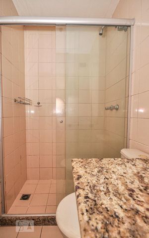 Apartamento à venda com 50m², 2 quartos e 1 vaga Apartamento à venda com 50m², 2 quartos e 1 vagaBanheiro Suíte