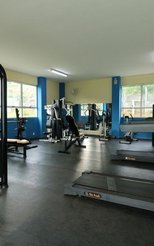 Apartamento à venda com 76m², 3 quartos e 1 vagaÁrea Comum - Academia