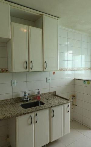 Apartamento à venda com 76m², 3 quartos e 1 vagaCozinha - Armários