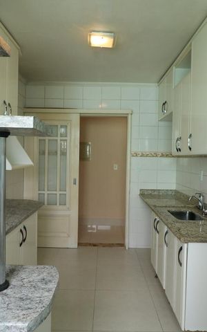 Apartamento à venda com 76m², 3 quartos e 1 vagaCozinha