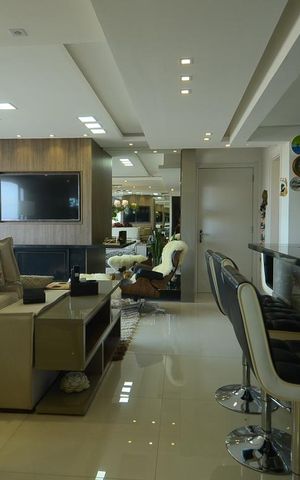 Apartamento à venda com 128m², 2 quartos e 2 vagasSala