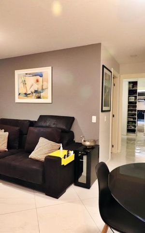 Apartamento à venda com 120m², 2 quartos e 1 vagaSala
