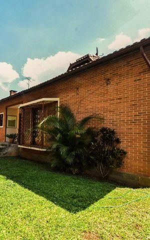 Casa para alugar com 680m², 5 quartos e 4 vagas Casa para alugar com 680m², 5 quartos e 4 vagasCasa