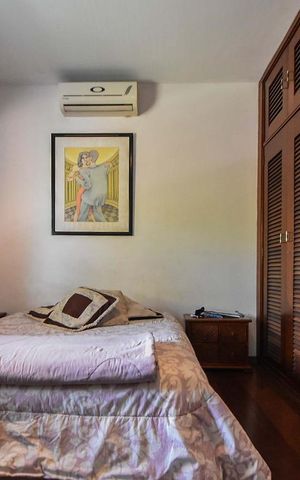 Casa para alugar com 680m², 5 quartos e 4 vagas Casa para alugar com 680m², 5 quartos e 4 vagasQuarto 03