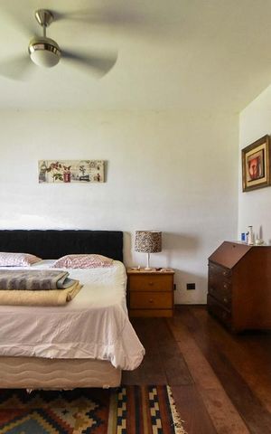 Casa para alugar com 680m², 5 quartos e 4 vagas Casa para alugar com 680m², 5 quartos e 4 vagasSuíte 02