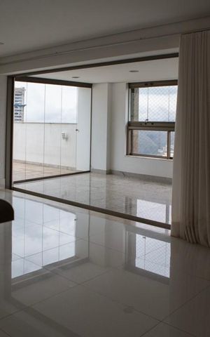 Apartamento para alugar com 420m², 5 quartos e 5 vagasSala do segundo piso