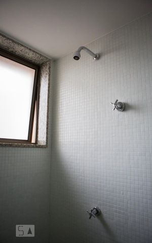 Apartamento para alugar com 420m², 5 quartos e 5 vagasSala 2 segundo piso - banheiro
