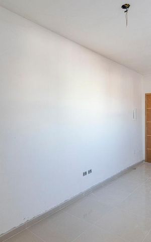 Apartamento à venda com 83m², 2 quartos e 1 vaga Apartamento à venda com 83m², 2 quartos e 1 vagaSala