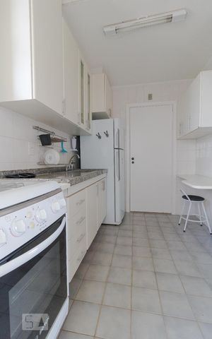 Apartamento à venda com 70m², 2 quartos e 1 vaga Apartamento à venda com 70m², 2 quartos e 1 vagaCozinha