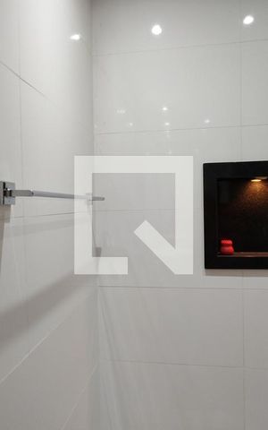 Apartamento à venda com 274m², 3 quartos e 2 vagas Apartamento à venda com 274m², 3 quartos e 2 vagasBanheiro da Suíte