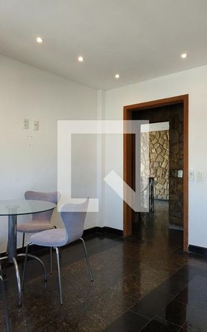 Apartamento à venda com 274m², 3 quartos e 2 vagas Apartamento à venda com 274m², 3 quartos e 2 vagasQuarto 3 - Suíte