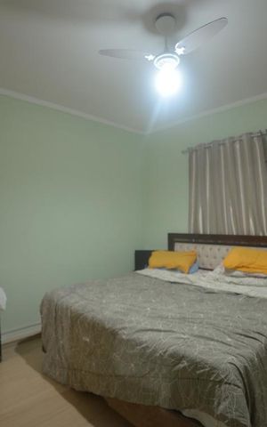 Casa para alugar com 120m², 2 quartos e 2 vagasQuarto 1