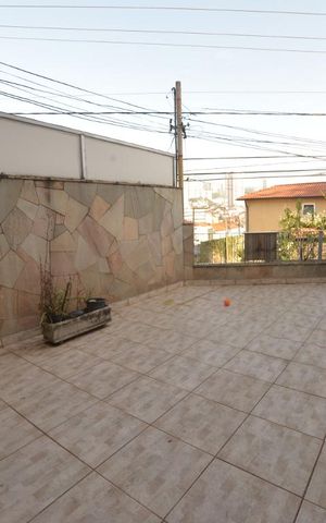 Casa para alugar com 120m², 2 quartos e 2 vagasArea Exerna